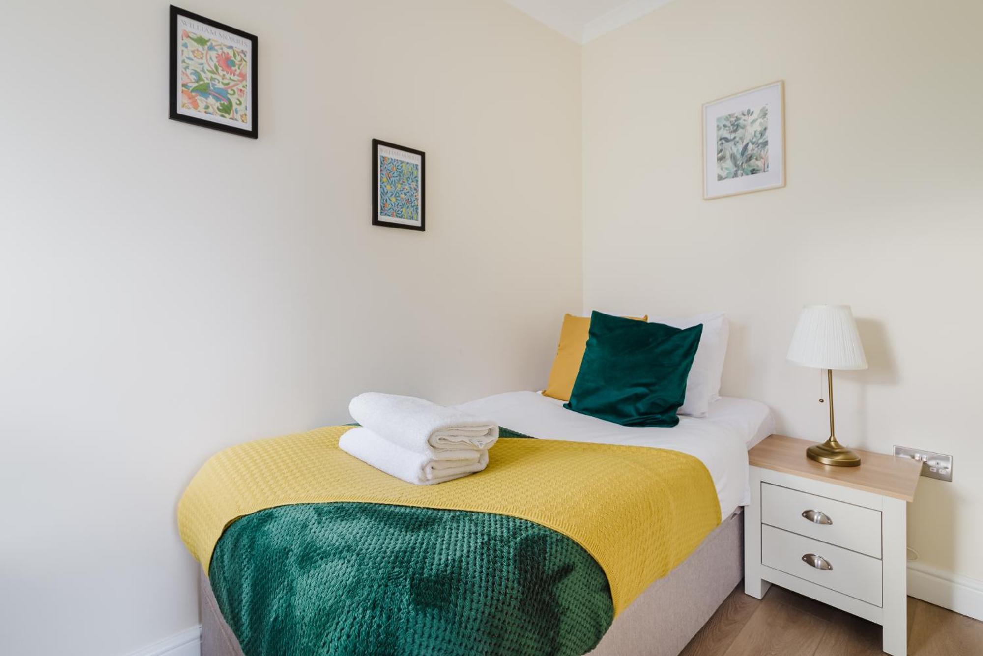 Apartamento Modern Cosy Corner Flat 3 Bed And Loft Sleep 7 People Londres Exterior foto